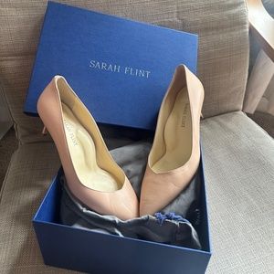 Sarah Flint NWOT Perfect Pump 50 in nude